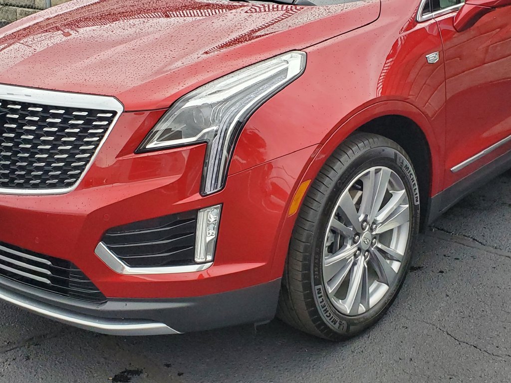 Used 2023 Cadillac XT5 Premium Luxury w/ LPO, Floor Liner Package AWD/4WD image 10
