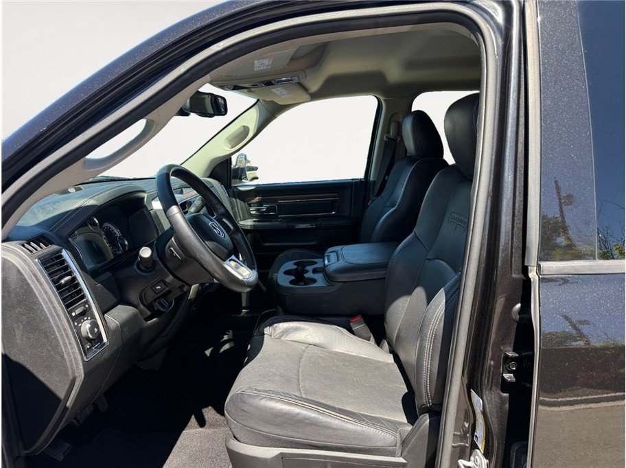 Used 2016 RAM 3500 Laramie AWD/4WD image 9