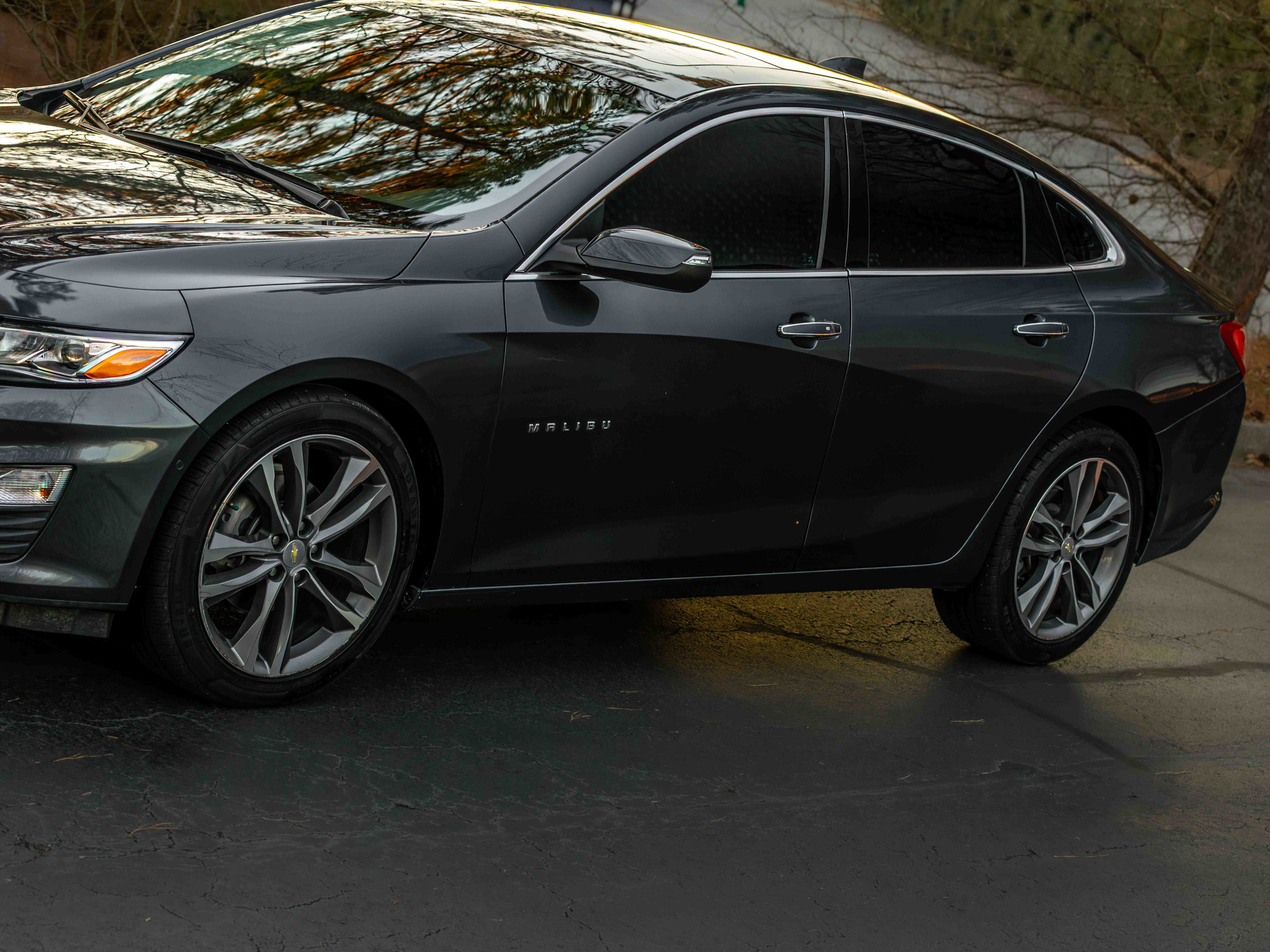 Used 2019 Chevrolet Malibu Premier w/ Sun and Wheel Package image 58