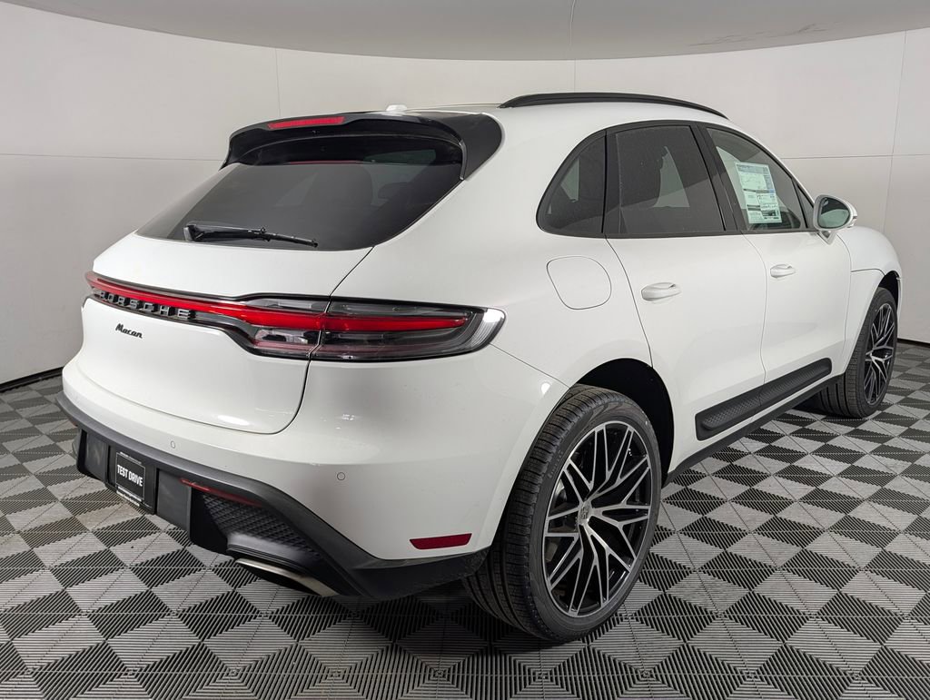 New 2026 Porsche Macan image 7