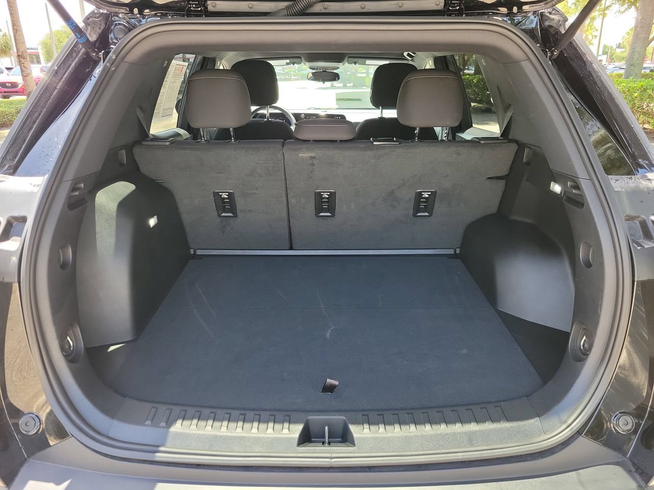 Used 2026 Chevrolet Equinox LT FWD image 7