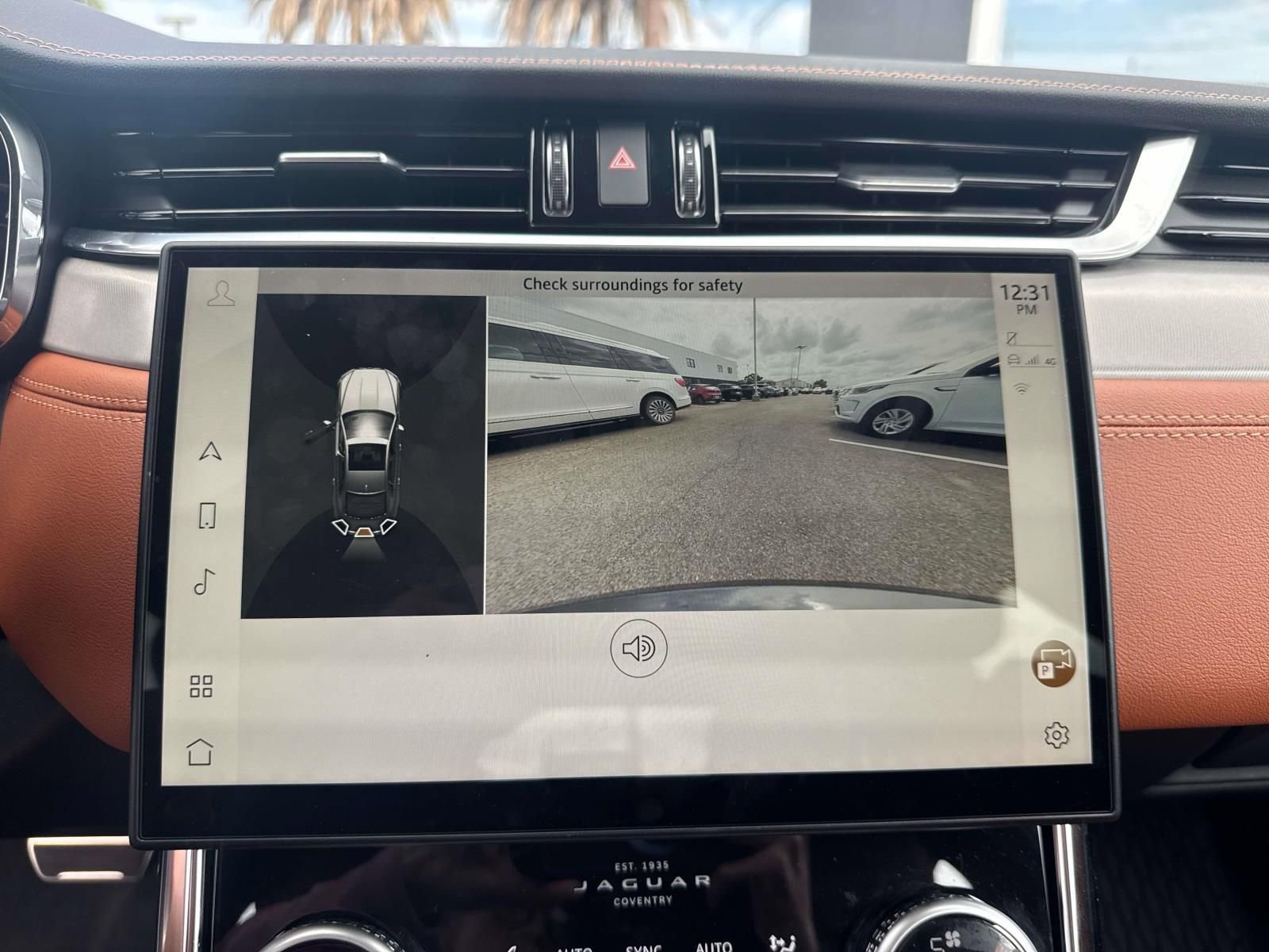 Used 2024 Jaguar XF R-Dynamic SE image 23