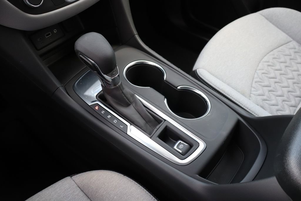 Used 2024 Chevrolet Equinox LS image 23