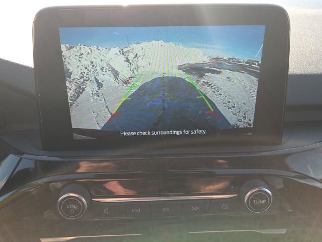 Used 2024 Ford Escape ST-Line w/ Cold Weather Package image 33