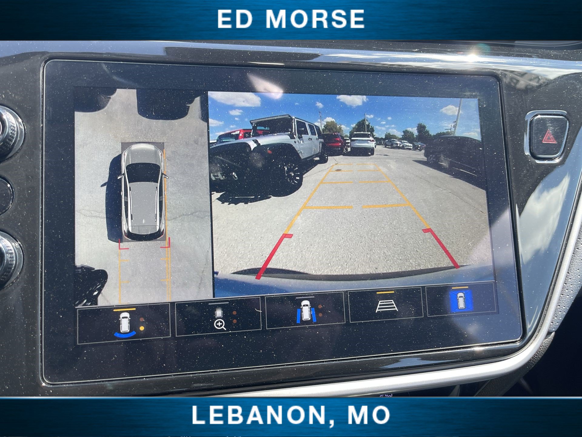 Certified 2023 Chevrolet Bolt EUV Premier w/ Sun & Sound Package FWD image 14