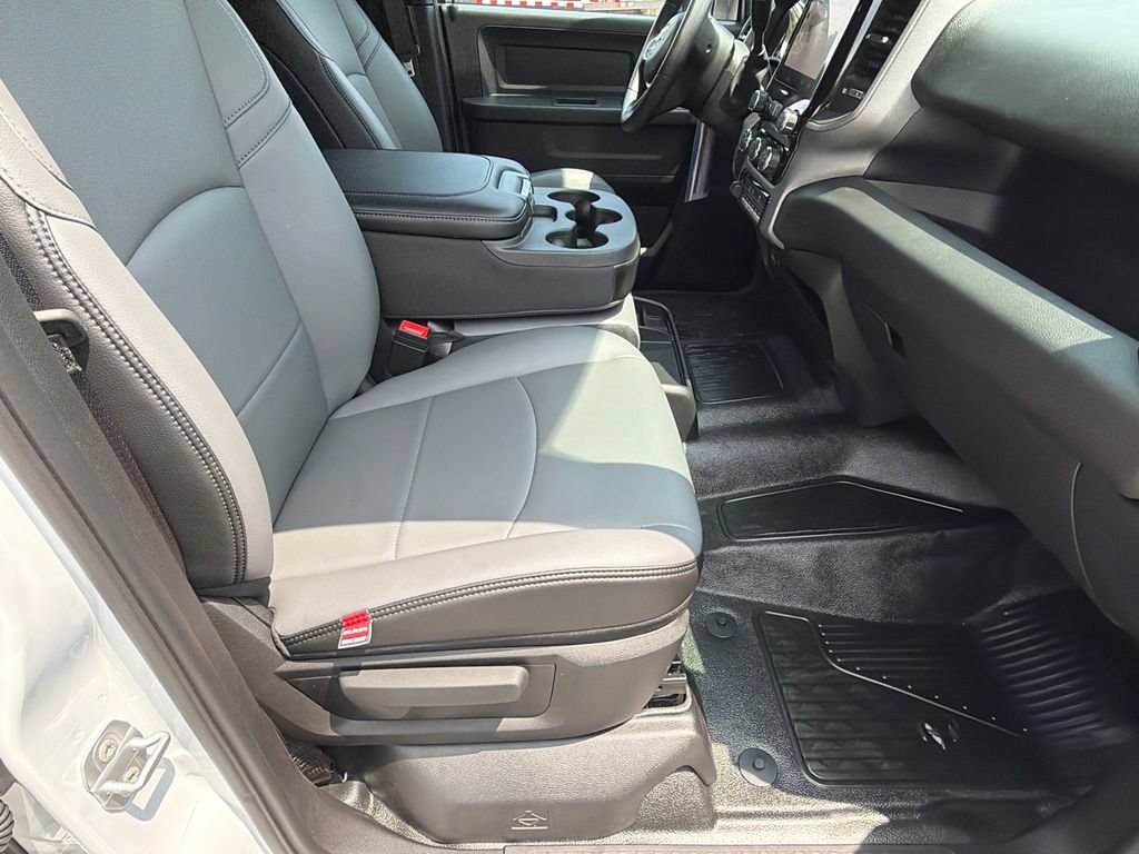 New 2026 RAM 5500 Tradesman AWD/4WD image 13