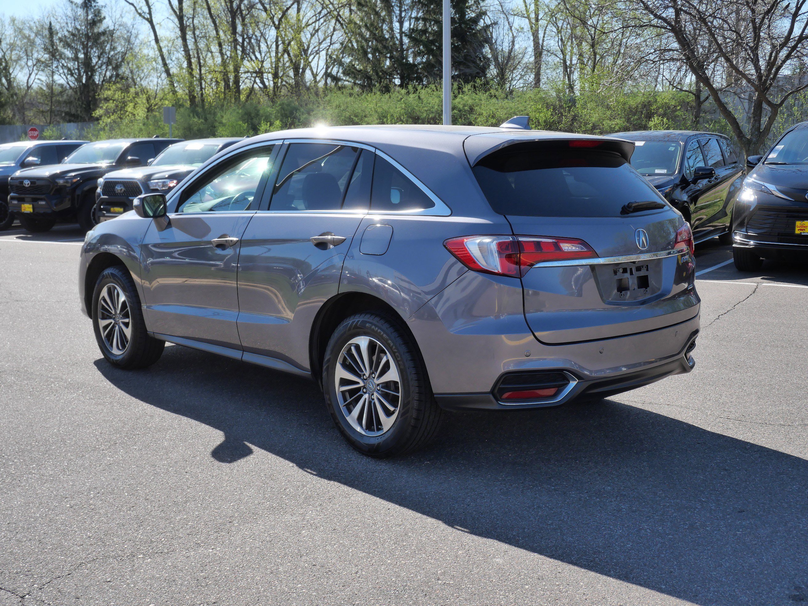 Used 2017 Acura RDX AWD w/ Advance Package image 5