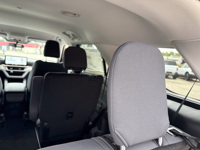 New 2026 Ford Explorer Active RWD image 19