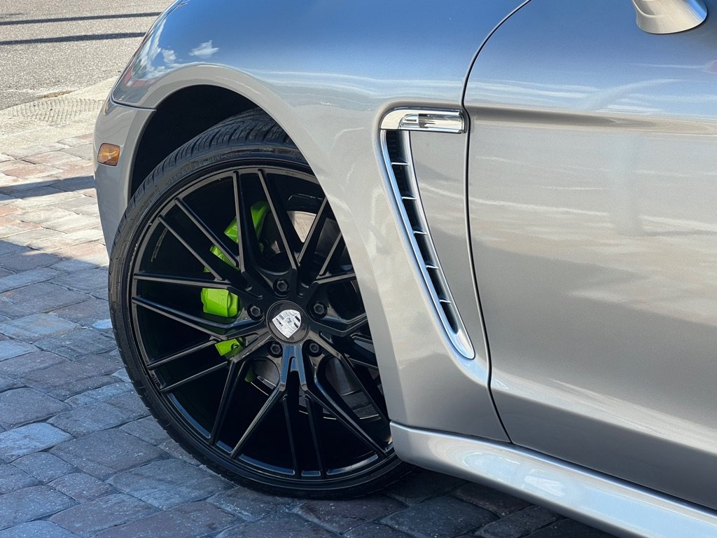 Used 2012 Porsche Panamera S RWD image 12