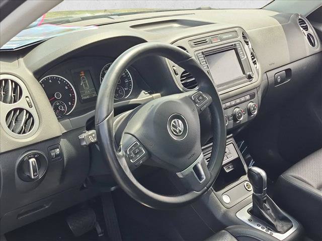 Used 2017 Volkswagen Tiguan Wolfsburg Edition FWD image 10