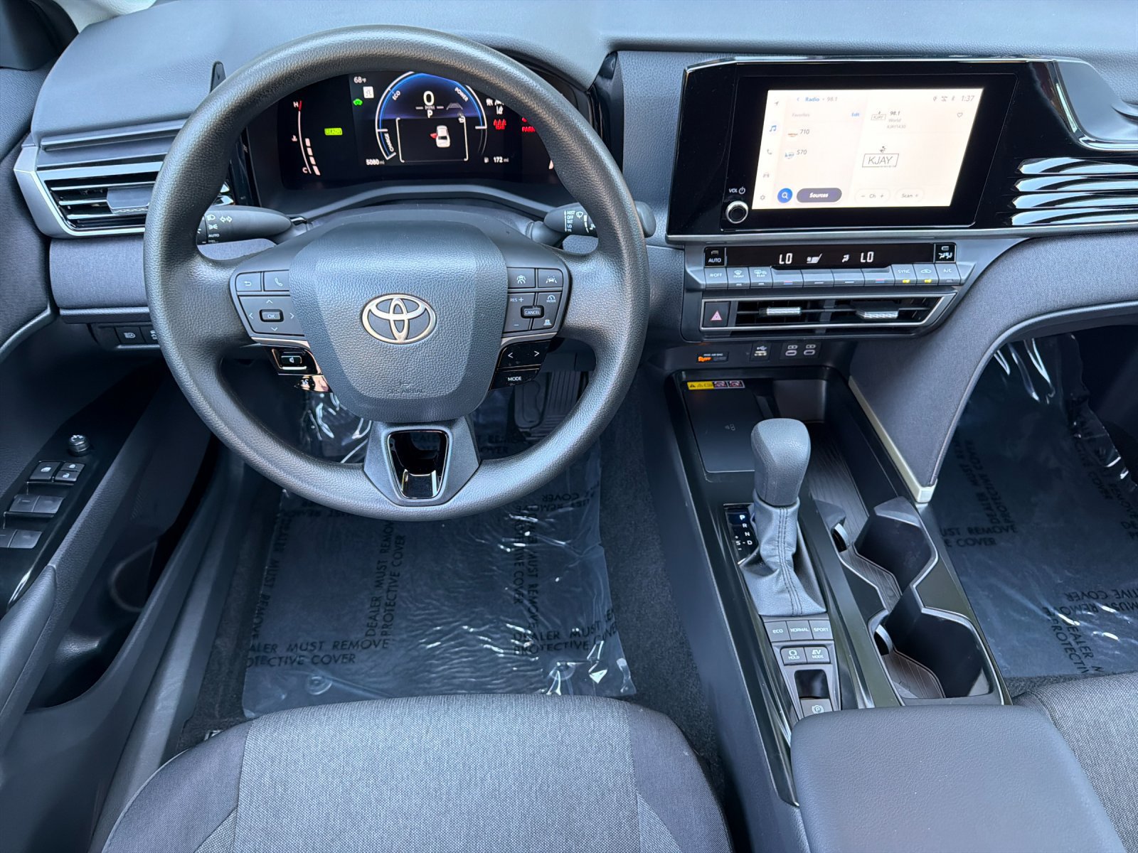 Used 2026 Toyota Camry LE FWD image 13