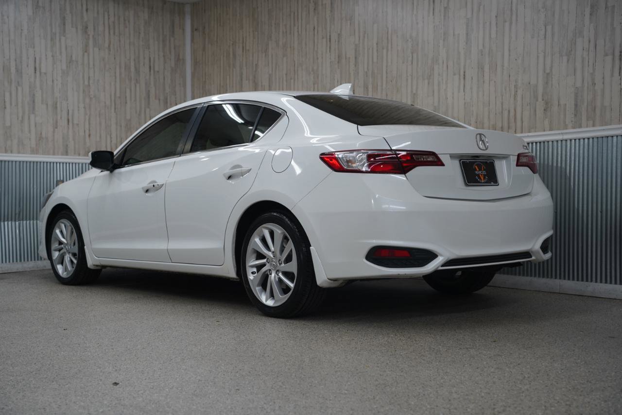 Used 2016 Acura ILX FWD image 7