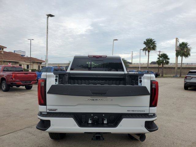 New 2026 GMC Sierra 2500 Denali w/ Denali Reserve Package image 13