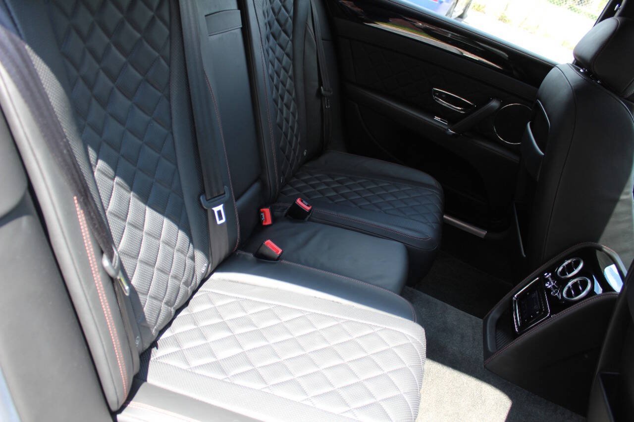 Used 2018 Bentley Flying Spur S V8 AWD/4WD image 19