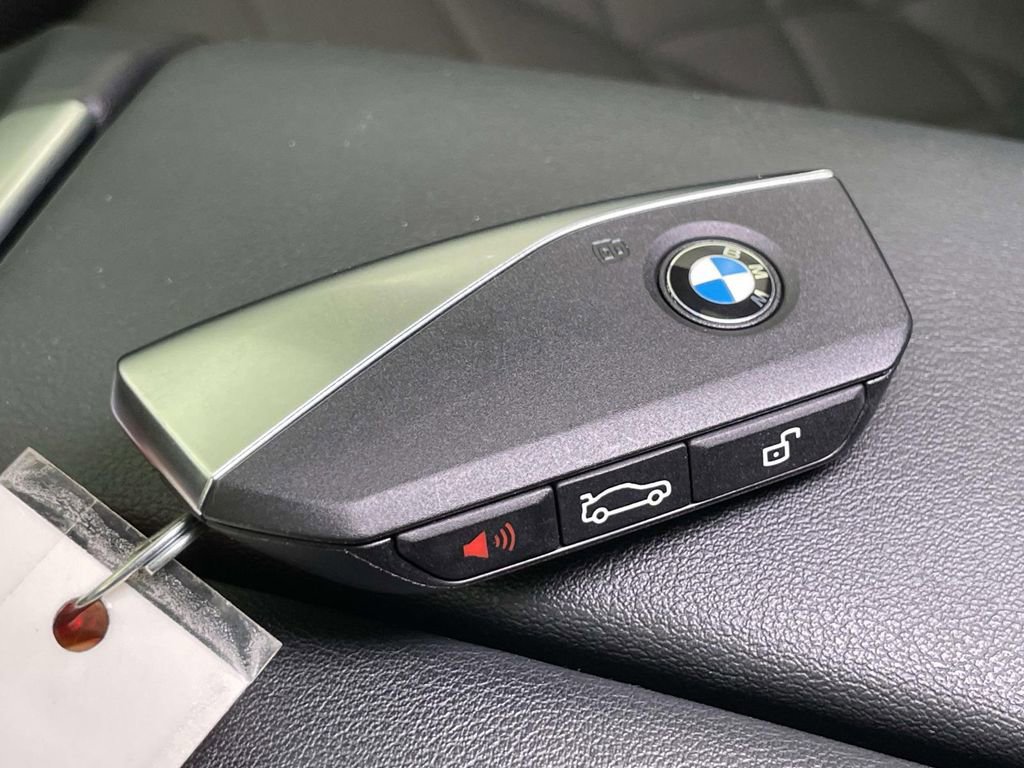 Used 2024 BMW X5 xDrive40i w/ Premium Package AWD/4WD image 38