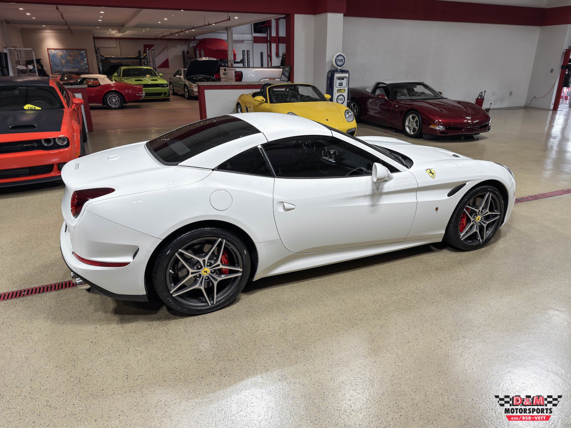 Used 2016 Ferrari California T image 54