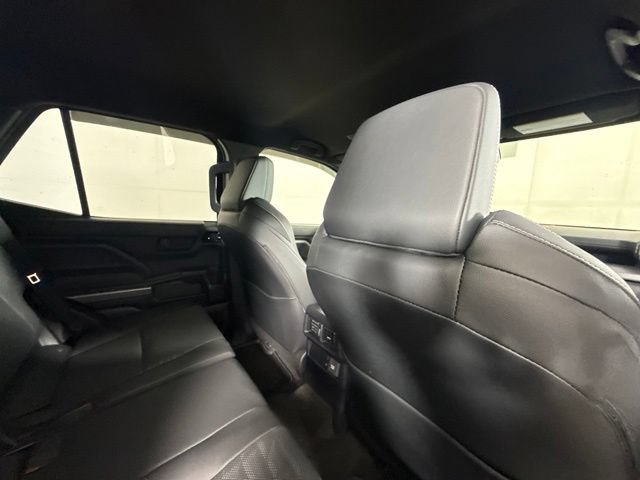 Used 2026 Toyota 4Runner TRD Off-Road Premium AWD/4WD image 31