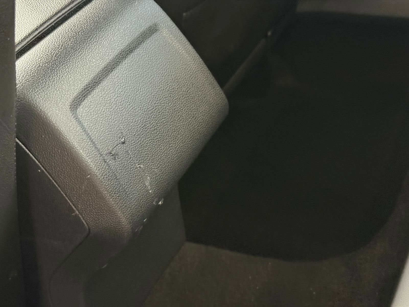 Used 2025 Volkswagen Jetta SE image 24