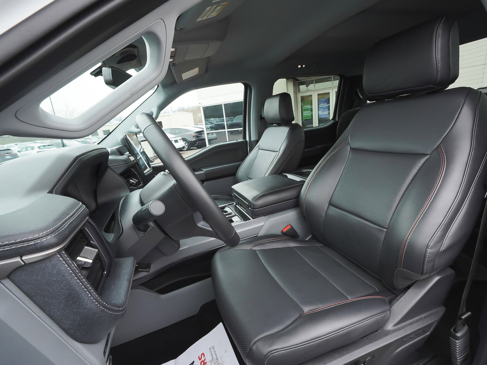 Used 2024 Ford F150 Lightning Flash w/ Max Trailer Tow Package image 31