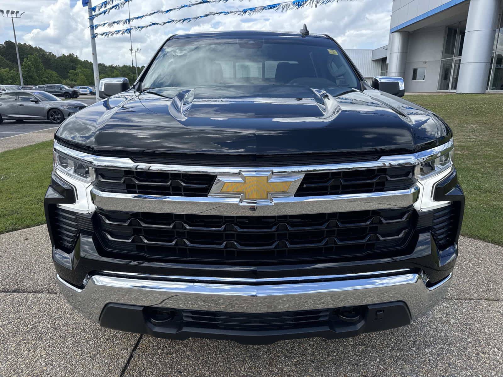 New 2026 Chevrolet Silverado 1500 LT AWD/4WD image 2