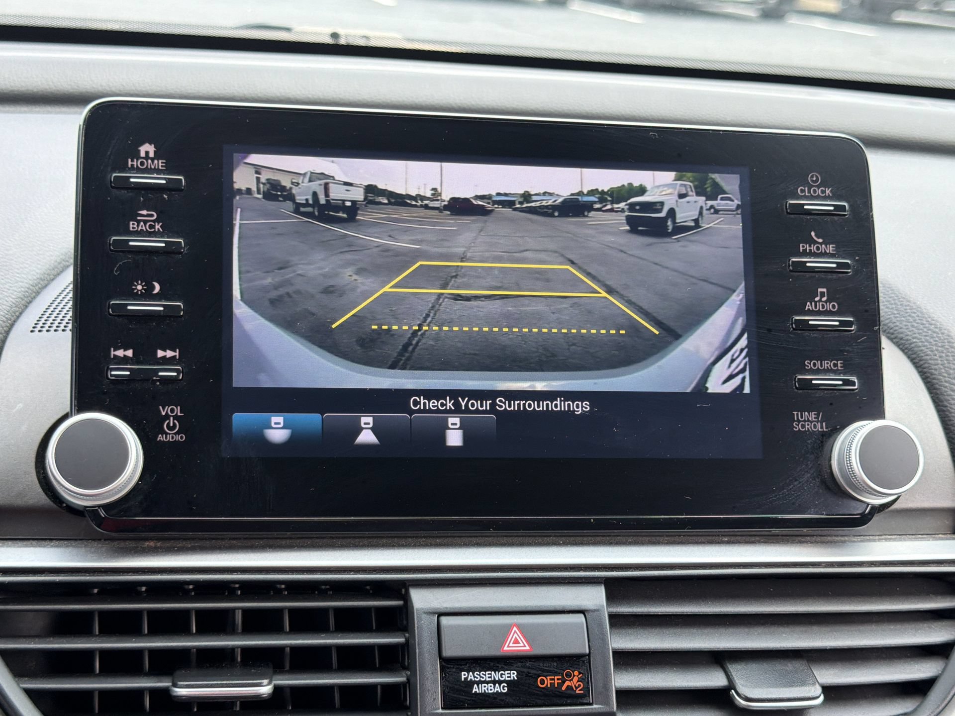 Used 2022 Honda Accord Sport image 3