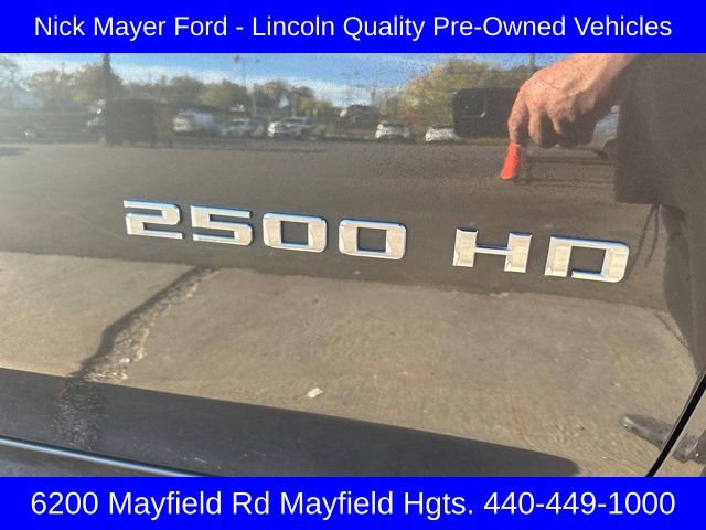 Used 2023 Chevrolet Silverado 2500 LT image 11
