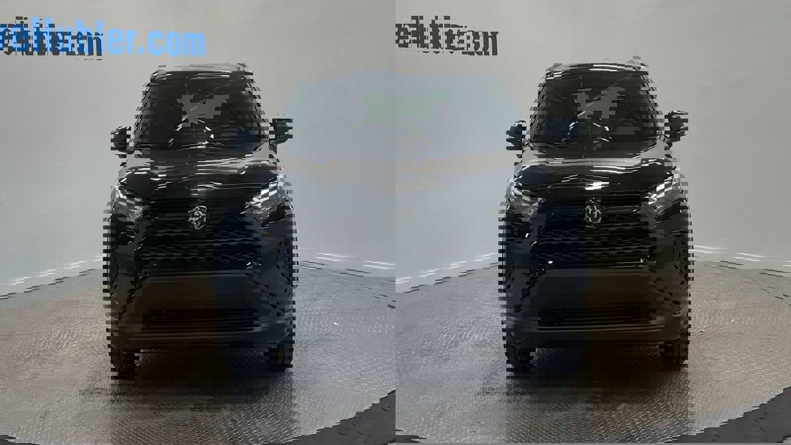 Used 2022 Toyota RAV4 XLE image 4