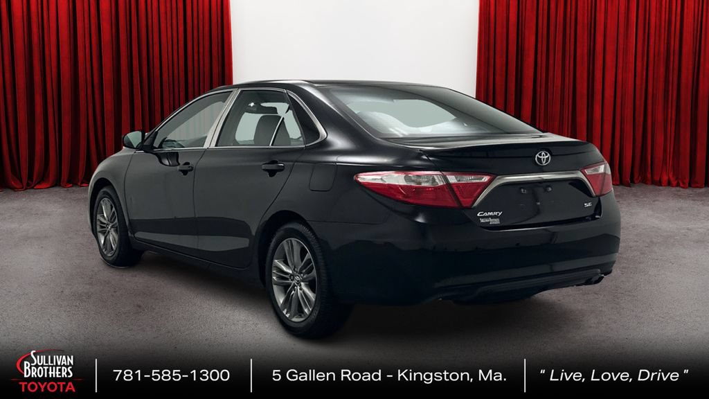 Used 2016 Toyota Camry SE w/ Moonroof Package FWD image 7