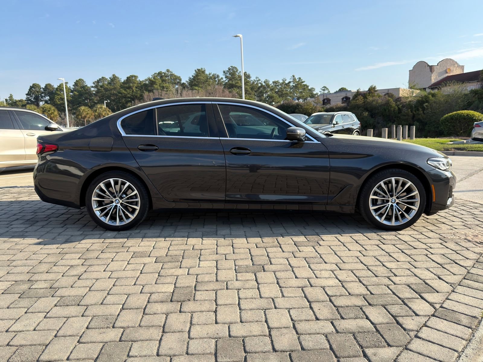Certified 2023 BMW 540i w/ Premium Package image 8