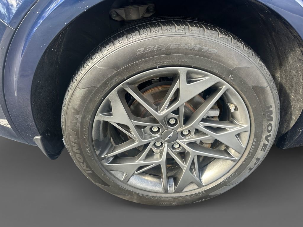 Used 2022 Genesis GV70 2.5T w/ Advanced Package image 10