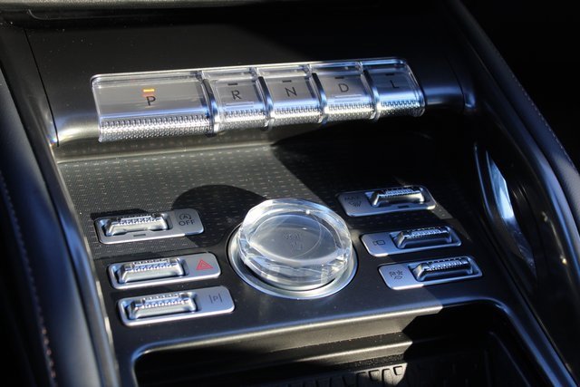 Certified 2024 Lincoln Nautilus Reserve w/ Equipment Group 202A image 30