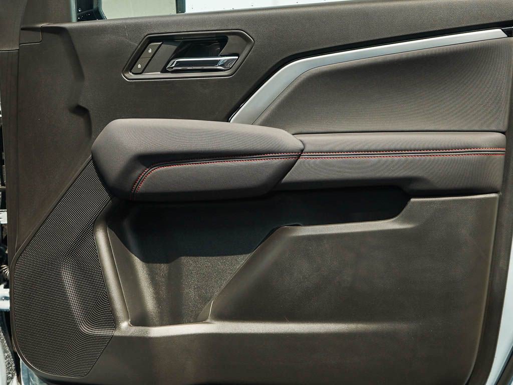 New 2026 Chevrolet Colorado Z71 w/ Technology Package image 8