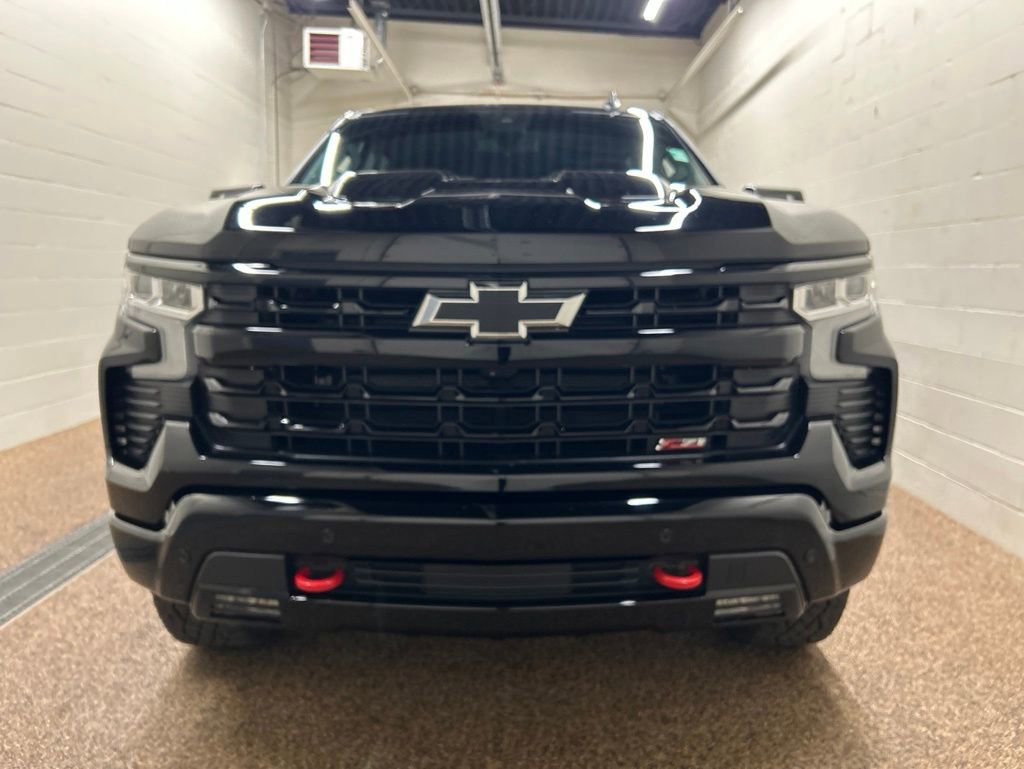 Used 2024 Chevrolet Silverado 1500 LT Trail Boss w/ LT Trail Boss Premium Package AWD/4WD image 5