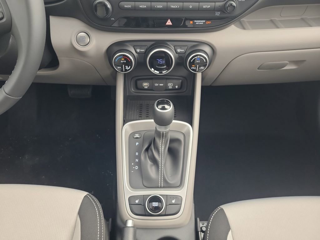 New 2026 Hyundai Venue SEL FWD image 11