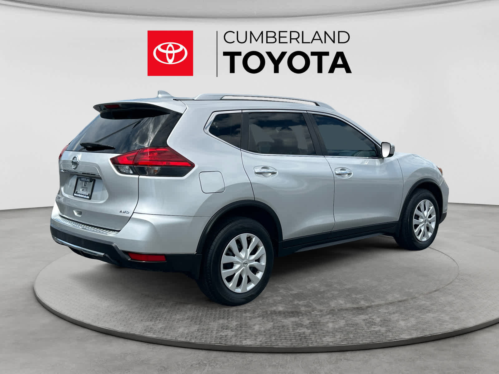Used 2017 Nissan Rogue S w/ S Appearance Package AWD/4WD image 5