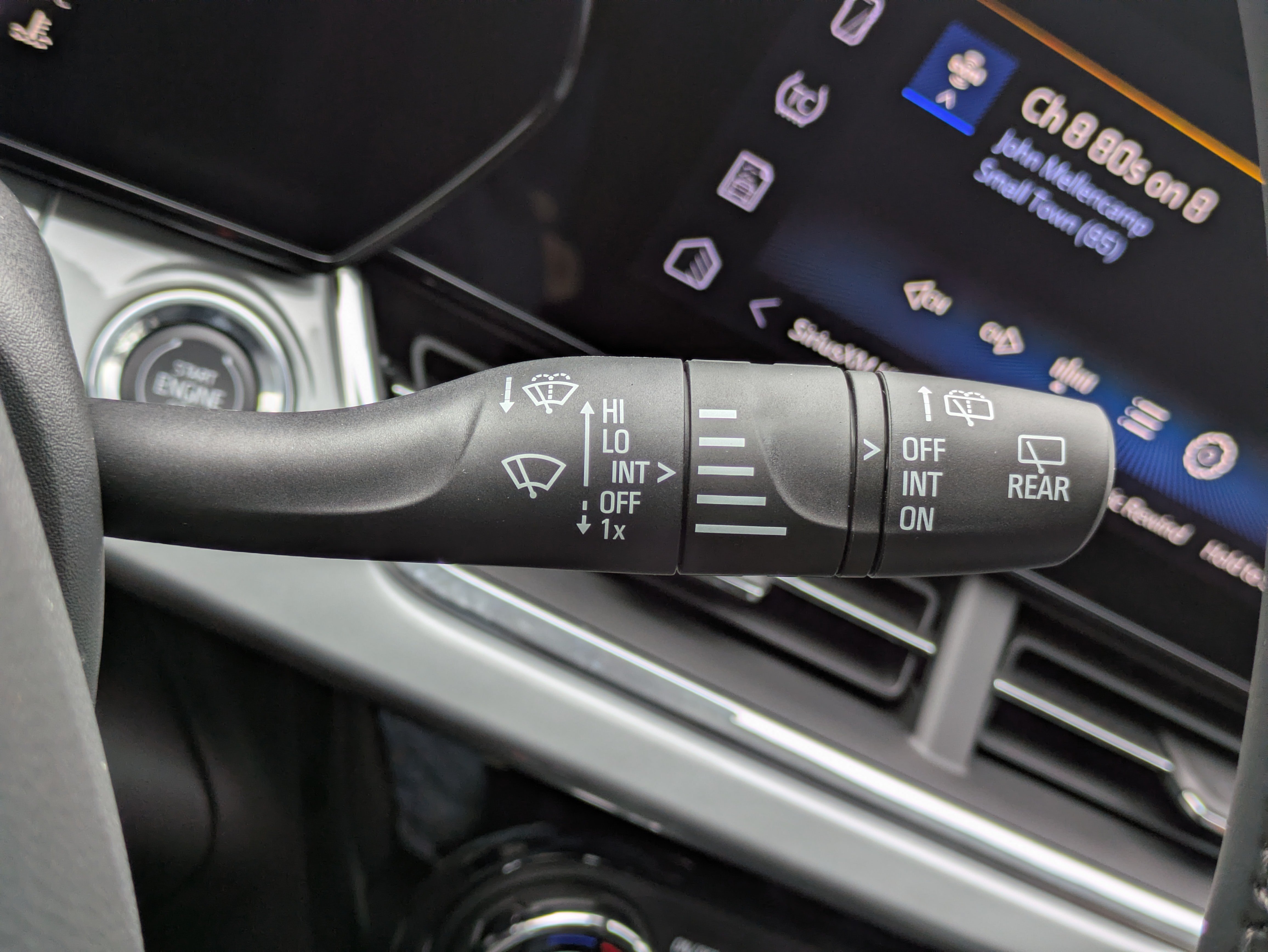New 2026 Chevrolet Trax LT w/ Driver Confidence Package FWD image 18