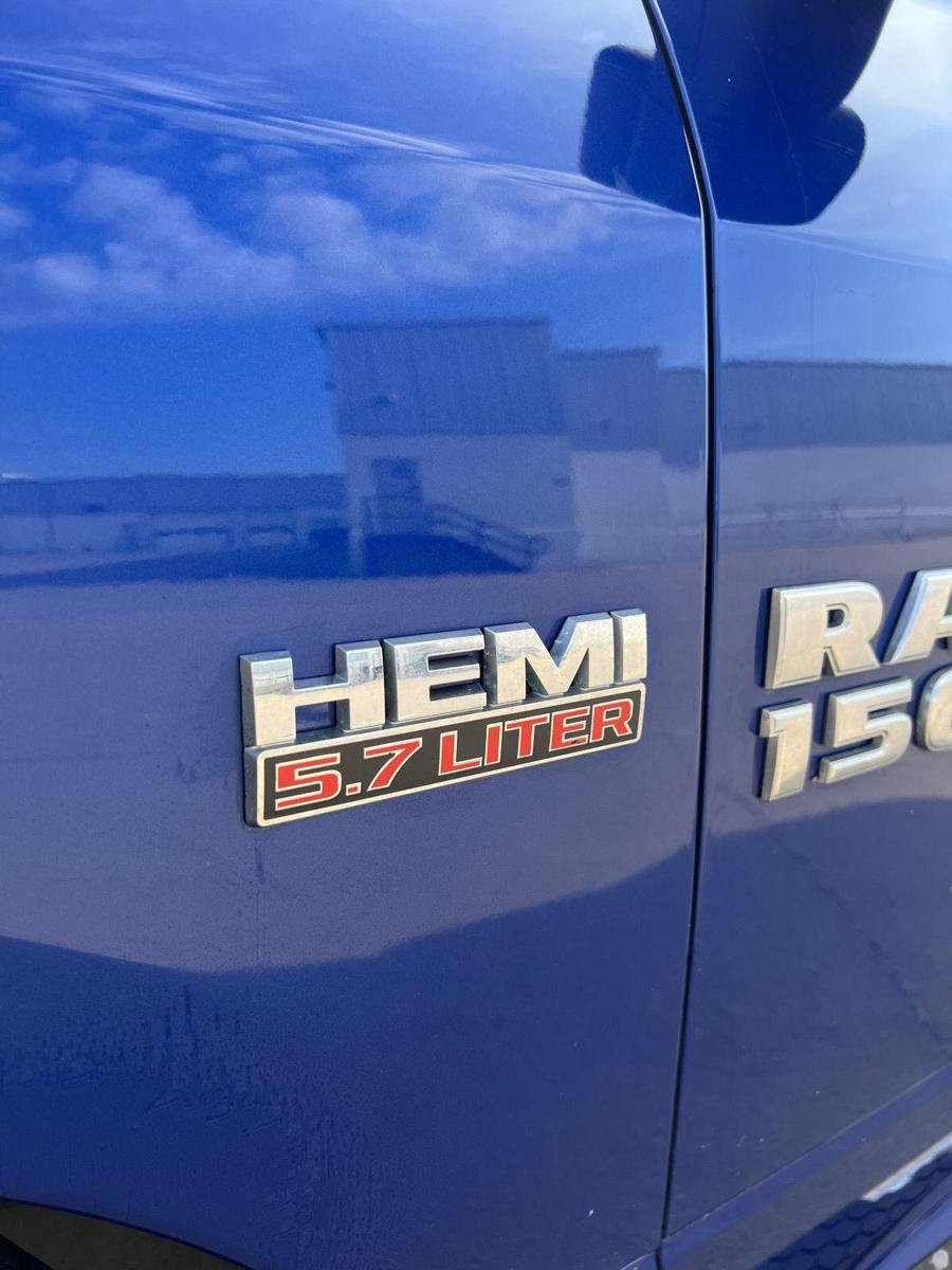 Used 2014 RAM 1500 Express AWD/4WD image 32