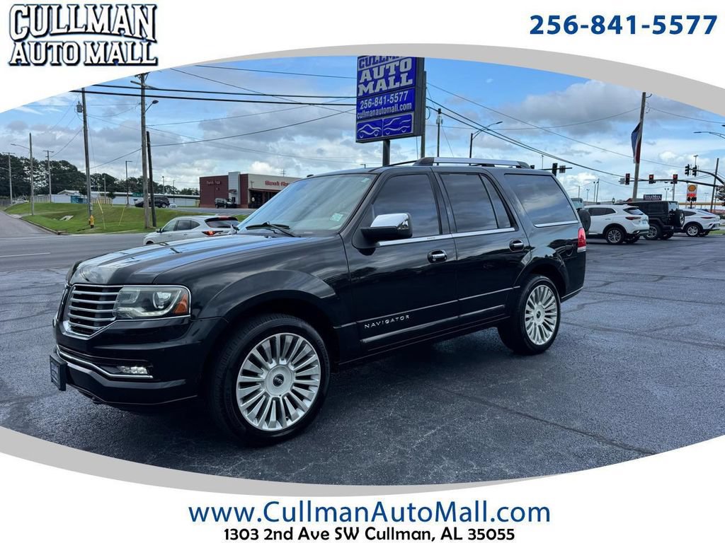 Used 2015 Lincoln Navigator 4WD image 1