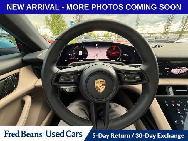 Used 2024 Porsche Taycan image 22