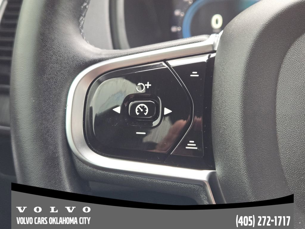 Certified 2023 Volvo XC90 B6 Ultimate w/ Protection Package Premier image 27