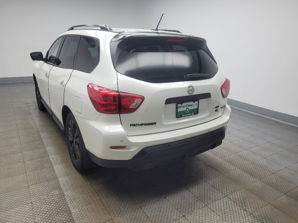 Used 2018 Nissan Pathfinder SL w/ Midnight Edition Package AWD/4WD image 5