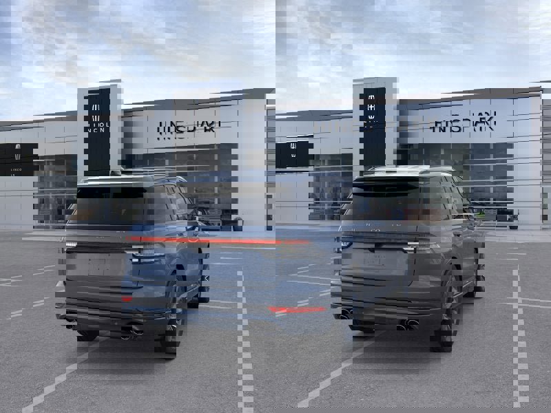 New 2026 Lincoln Aviator AWD image 8