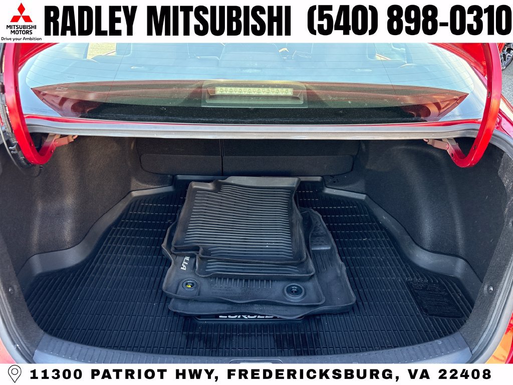 Used 2020 Toyota Corolla LE FWD image 14