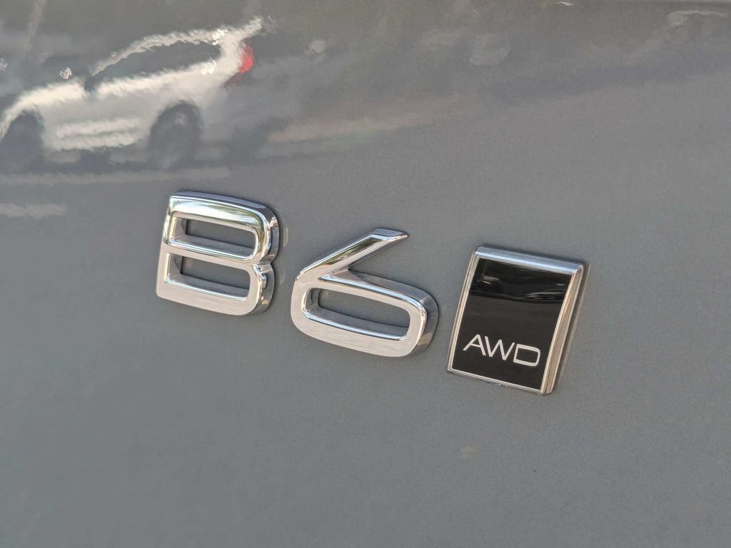 Certified 2023 Volvo XC90 B6 Ultimate AWD/4WD image 15