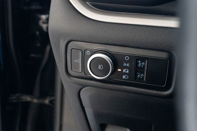 Used 2024 Ford Explorer XLT w/ Equipment Group 202A RWD image 19