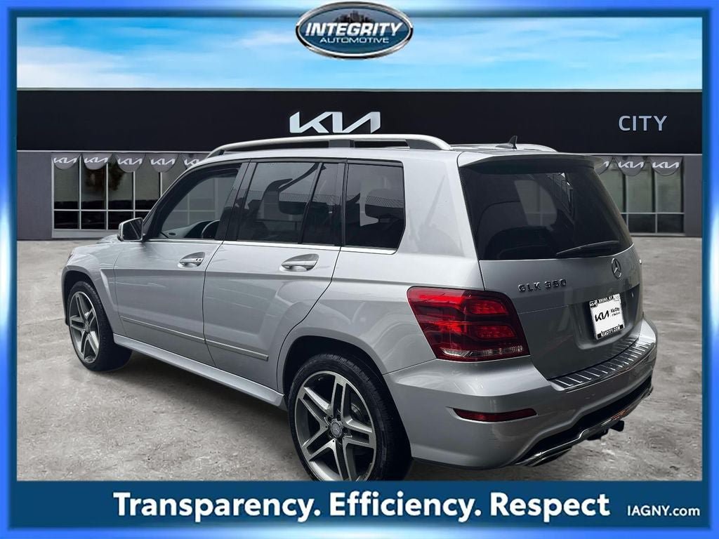 Used 2015 Mercedes-Benz GLK 350 4MATIC image 5