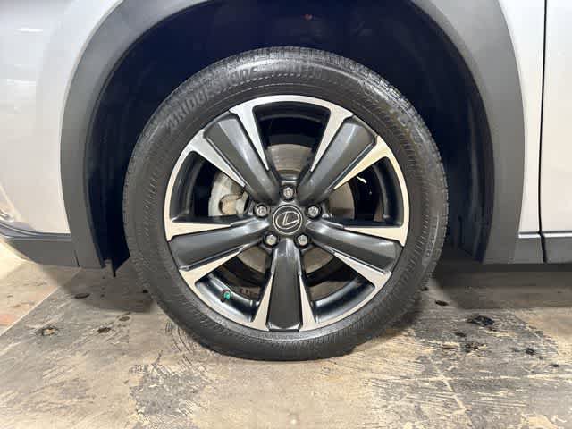 Used 2023 Lexus UX 250h AWD image 10