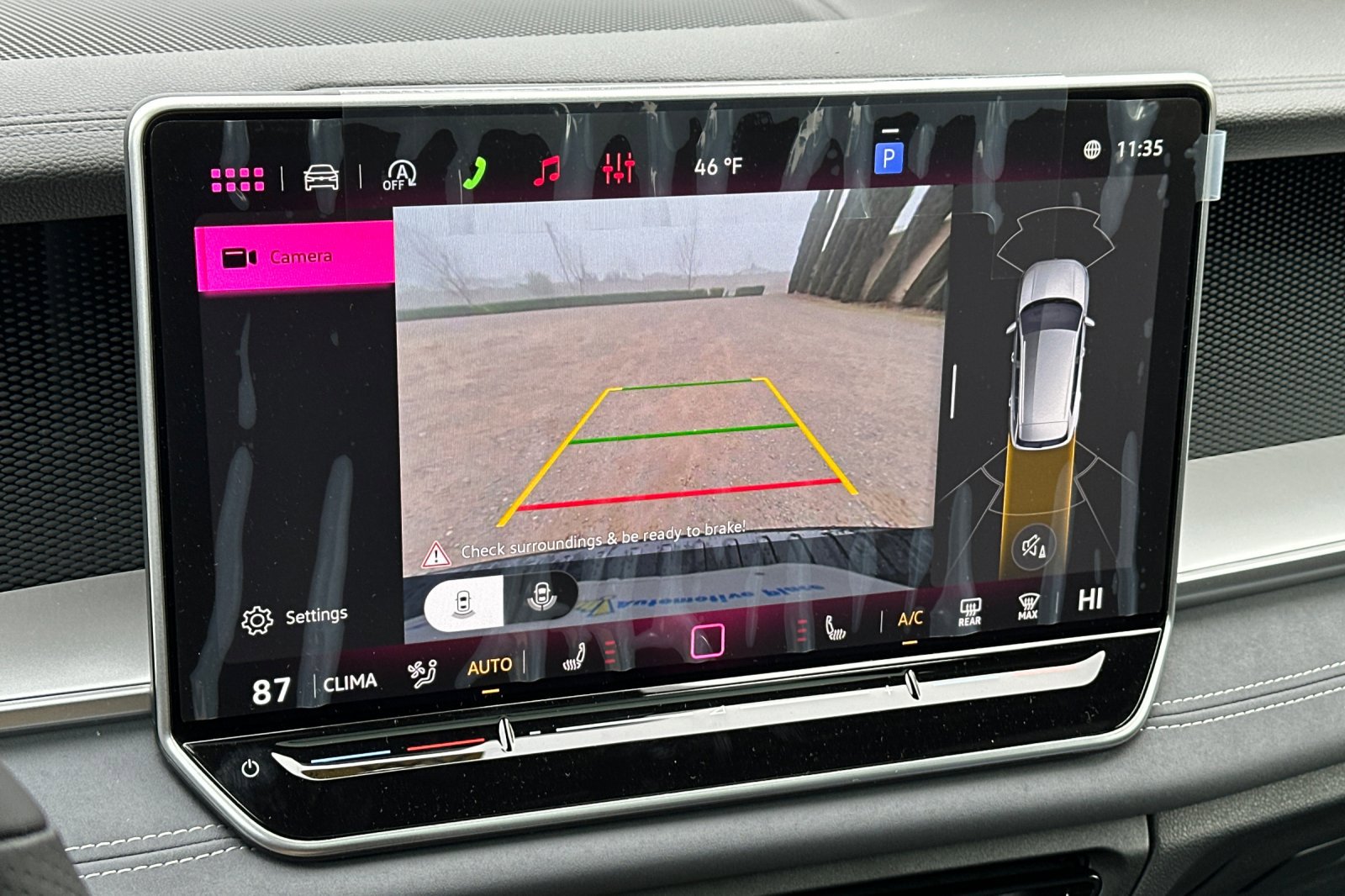 New 2026 Volkswagen Tiguan SE R-Line image 19