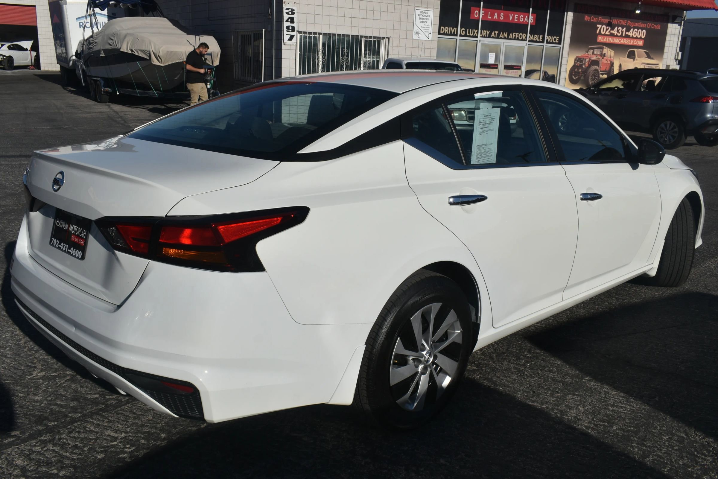 Used 2022 Nissan Altima 2.5 S image 2