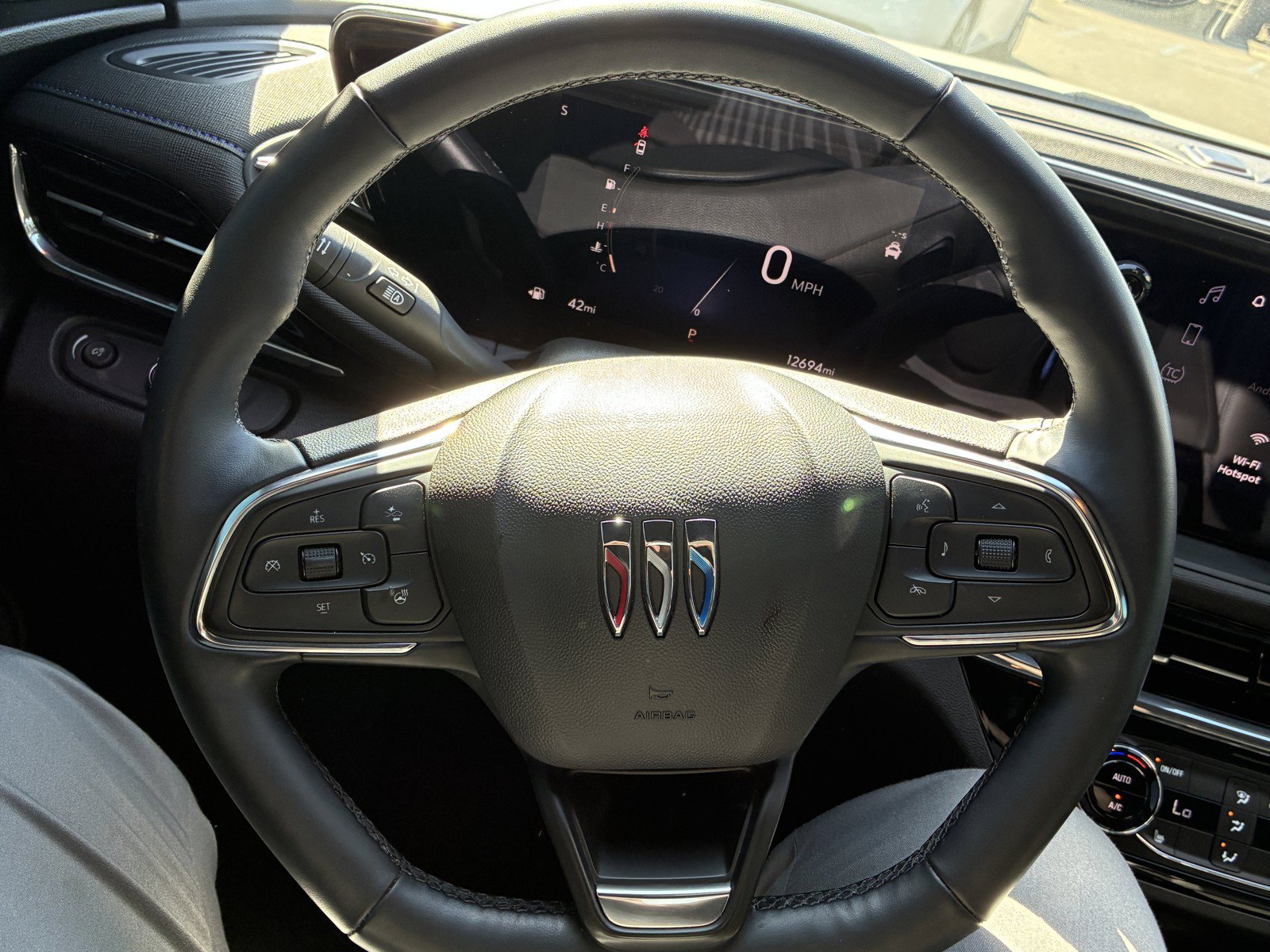 Used 2025 Buick Envista Sport Touring w/ Convenience I Package FWD image 22